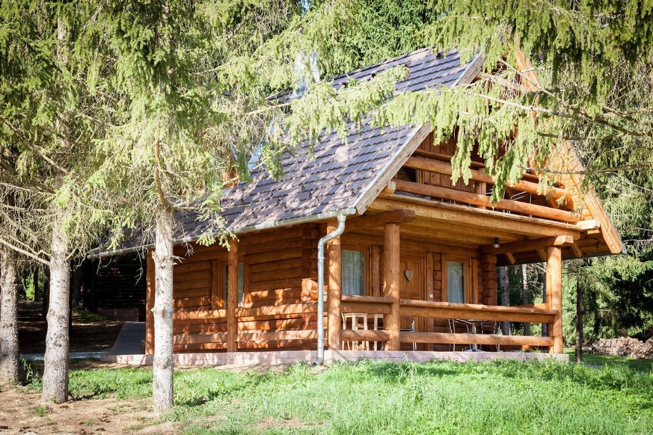 Villa Manka Kisroenkhaz à Ispánk Extérieur photo