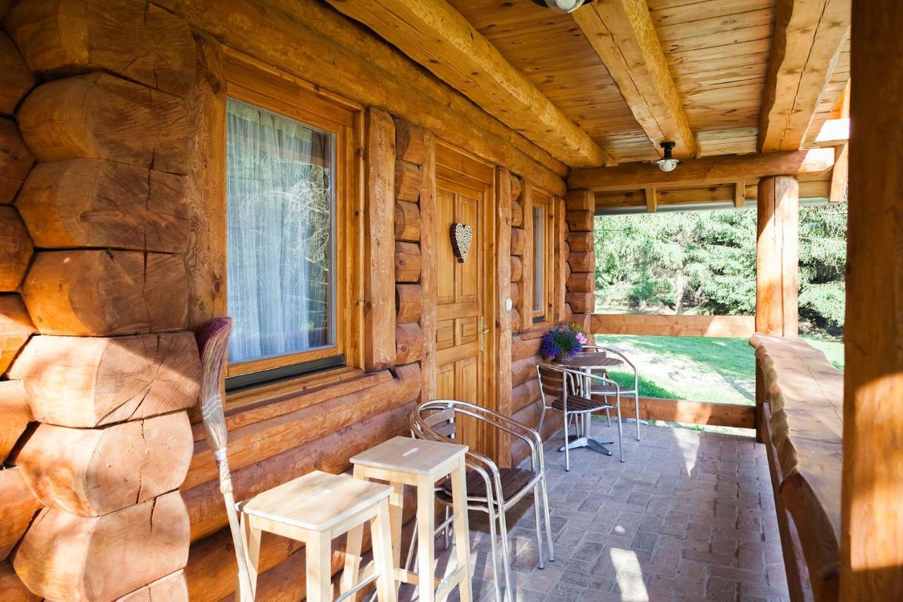 Villa Manka Kisroenkhaz à Ispánk Extérieur photo